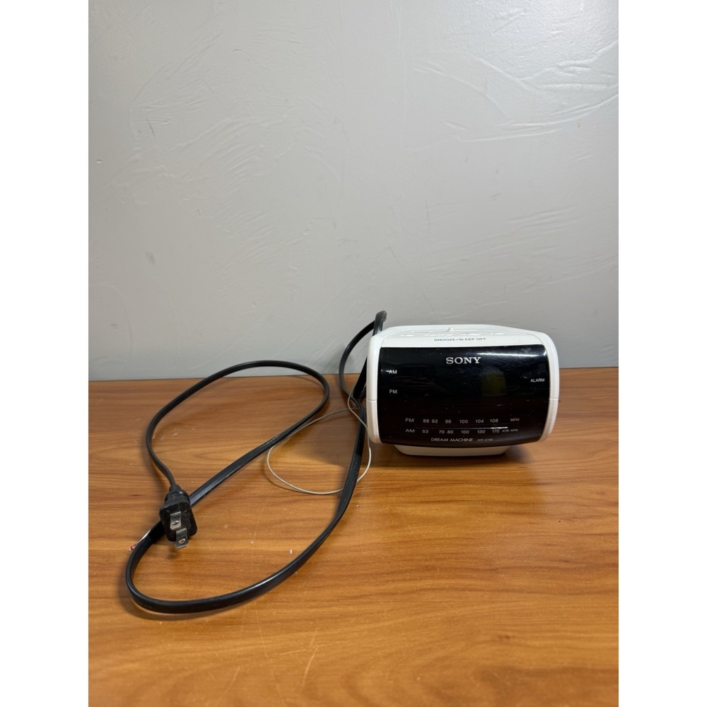 Sony Dream Machine ICF-C112 Off White / Cream Alarm Clock Radio, Tested Working